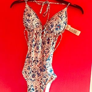 Abercrombie & Fitch one piece swim suit