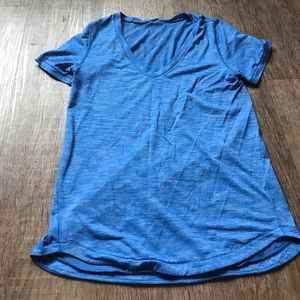 V-neck lulu tee