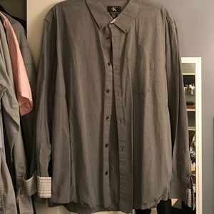 Men's Calvin Klein button up dress shirt