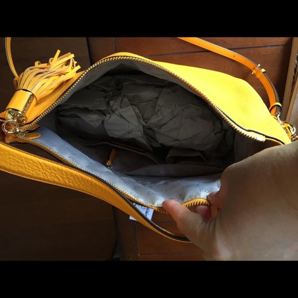 SOLD - NWT Michael Kors large Bedford - Picture 4 of 5