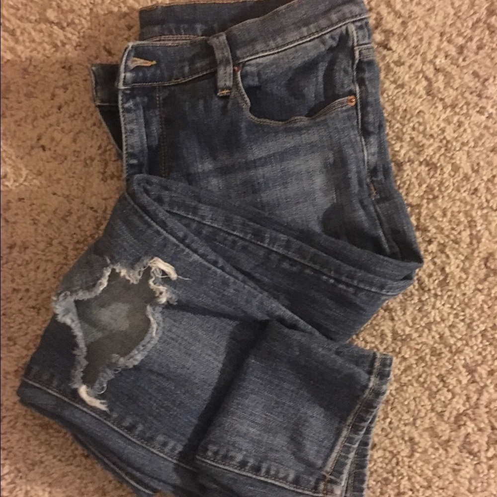 Urban Outfitters BDG distressed blue jeans