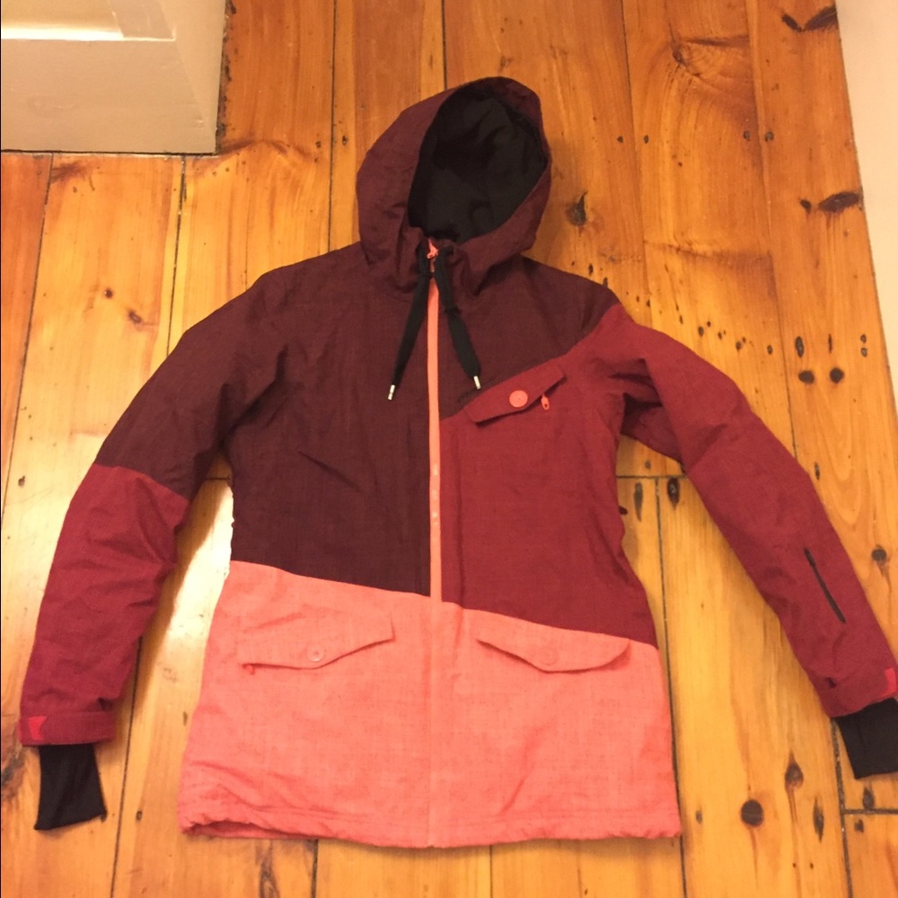 Snowboarding jacket