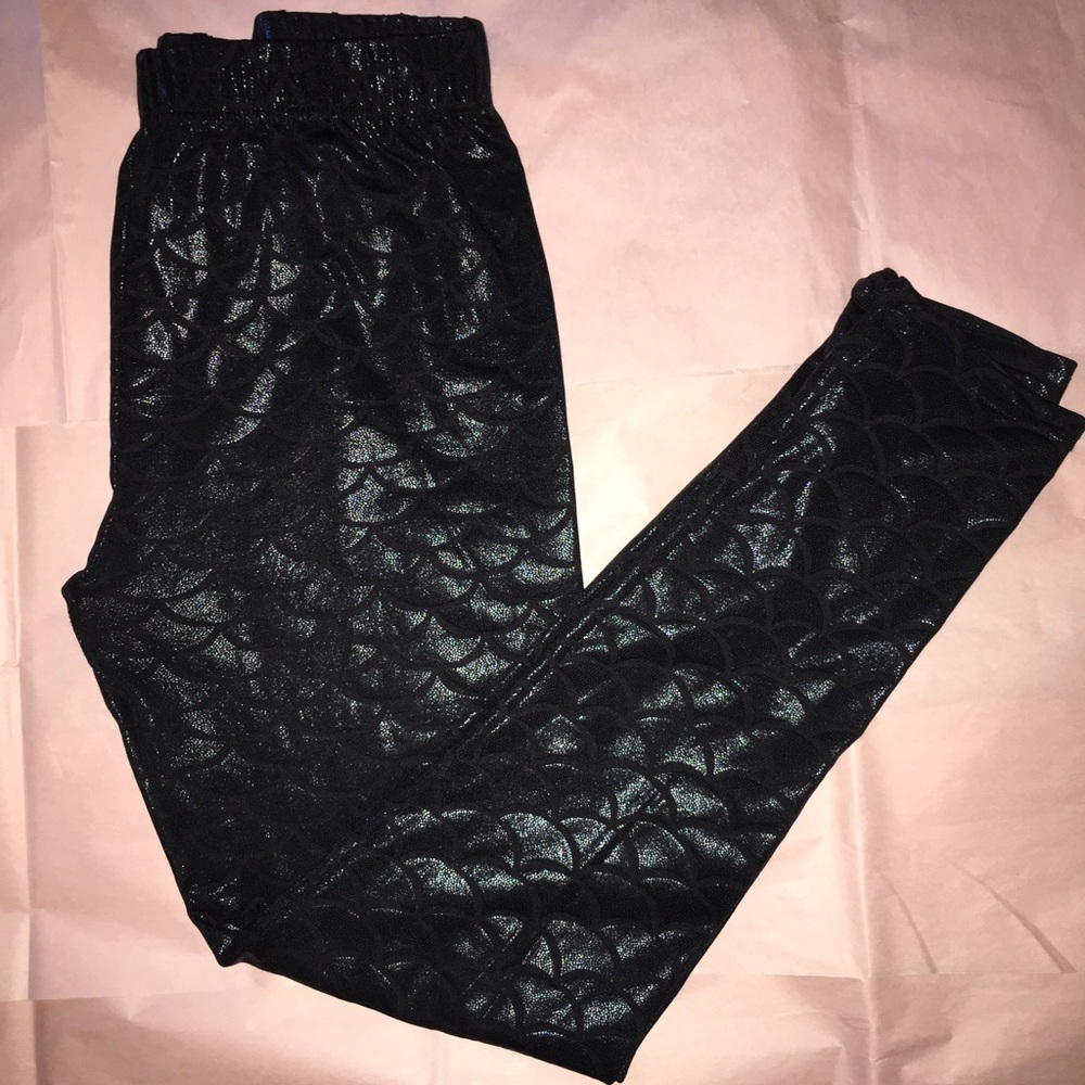 Price Drop!!! (mermaid scale print)