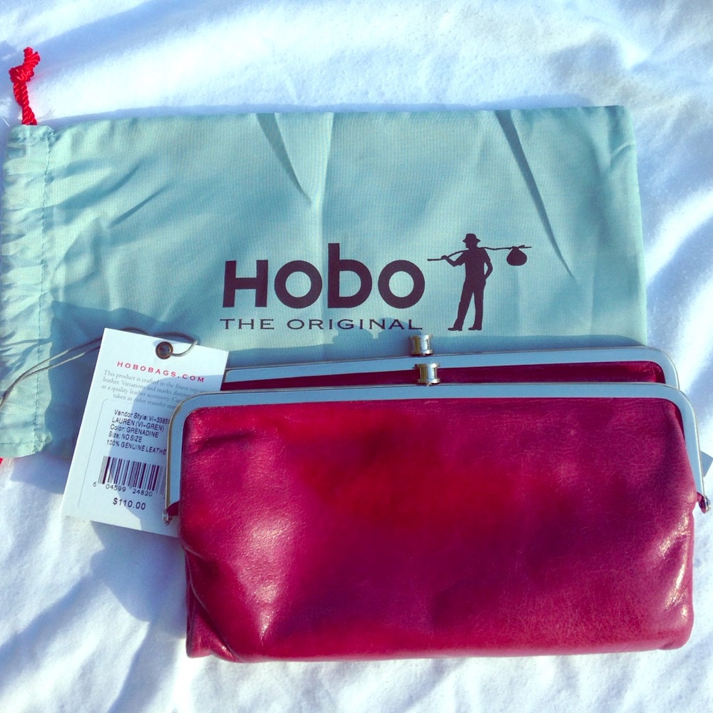 Hobo Lauren Wallet in Grenadine (magenta)