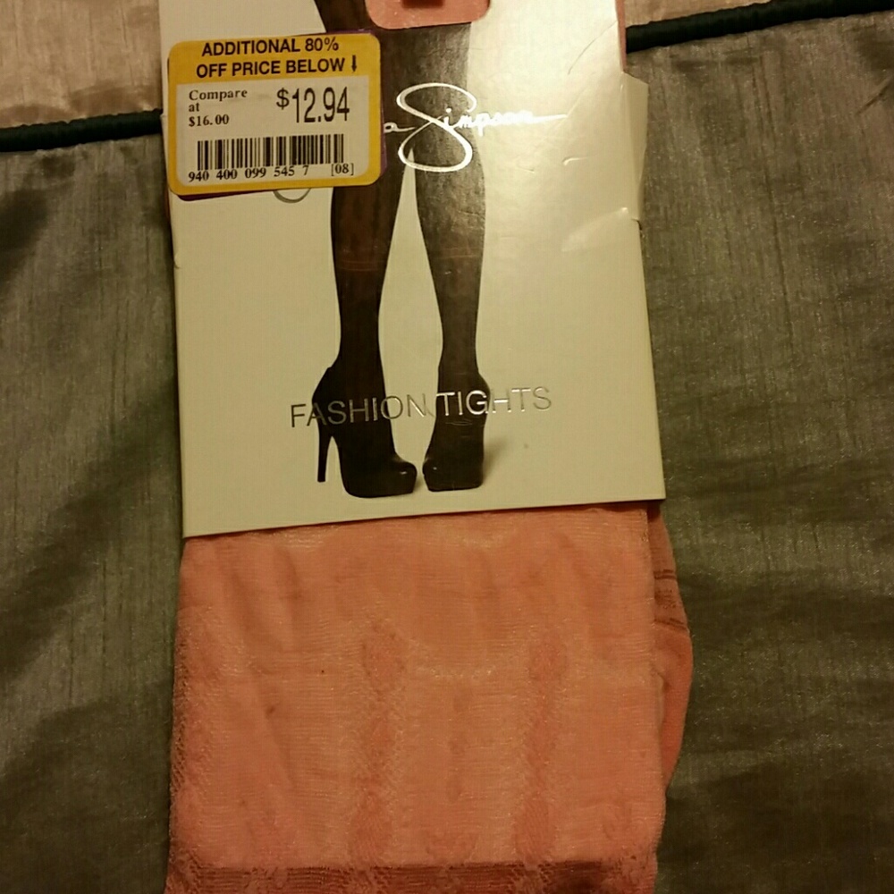 Pink tights, Jessica Simpson