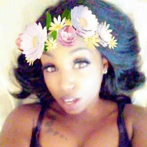 Meet your Posher, Mia