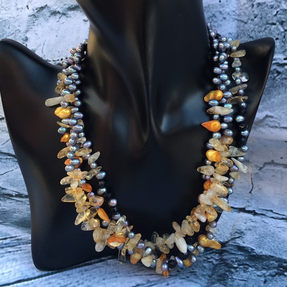 🔸One of a Kind!🔸Three Strand Mother of Pearl Set - Picture 4 of 4