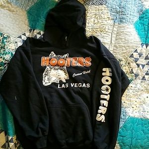 HOOTERS PULLOVER