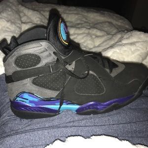 Air Jordan 8s