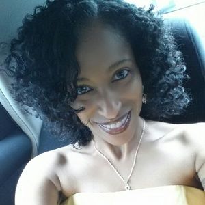 Meet your Posher, Joy y.