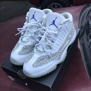 Jordan 11 low "Cobalt"