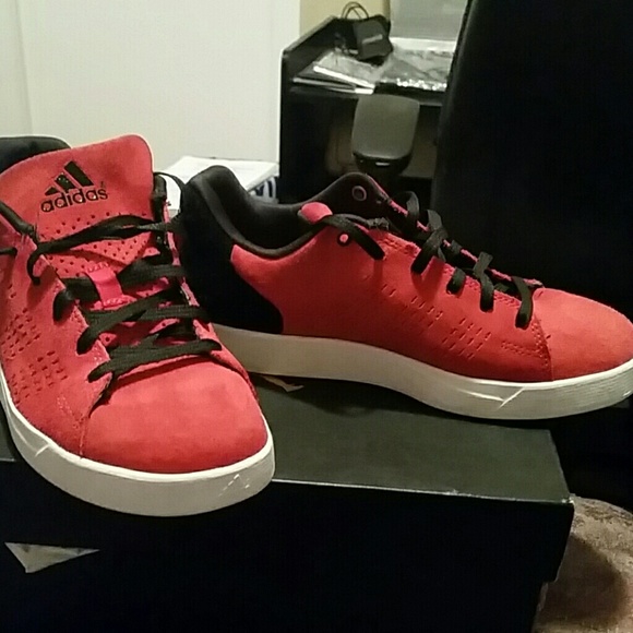 Derrick Rose - Picture 2 of 3