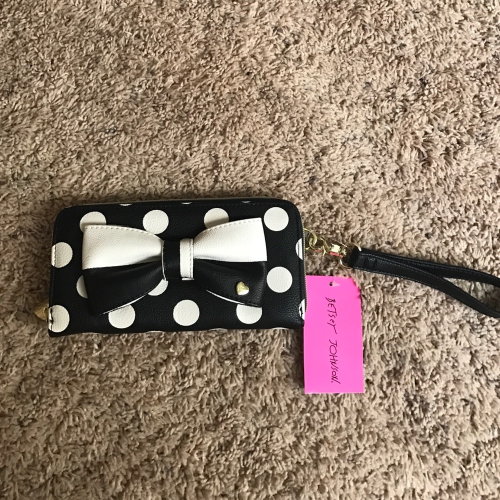 BETSEY JOHNSON - Wristlet Wallet