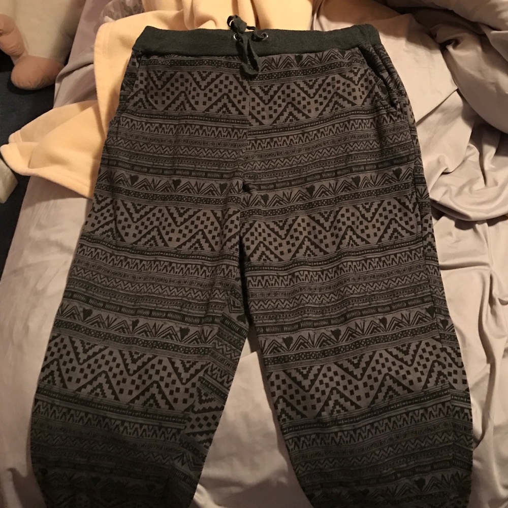 Rue 21 size XL joggers worn once