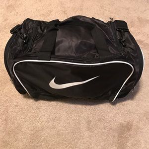 Nike duffle bag
