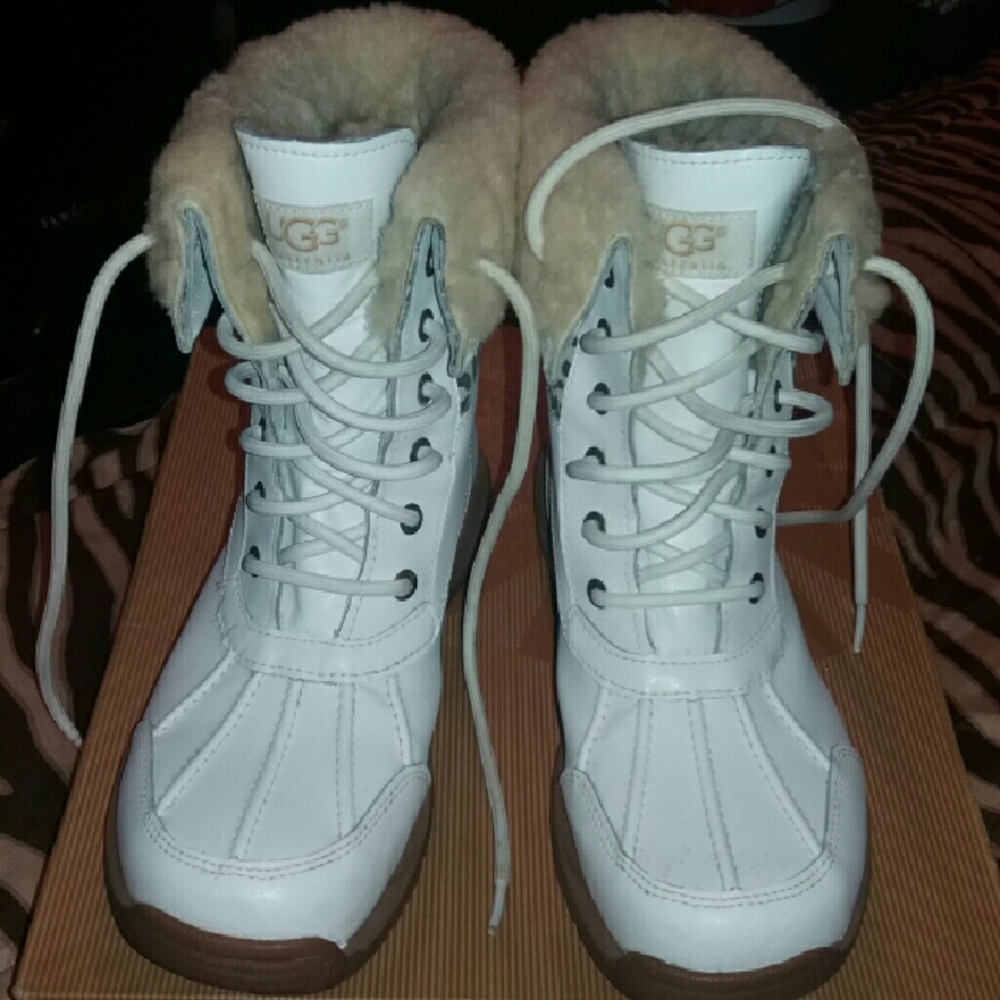 Uggs size junior6/women7