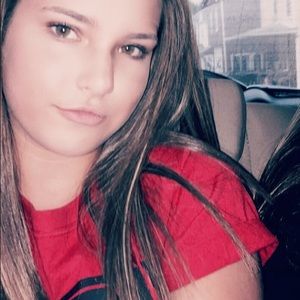 Meet your Posher, Alix