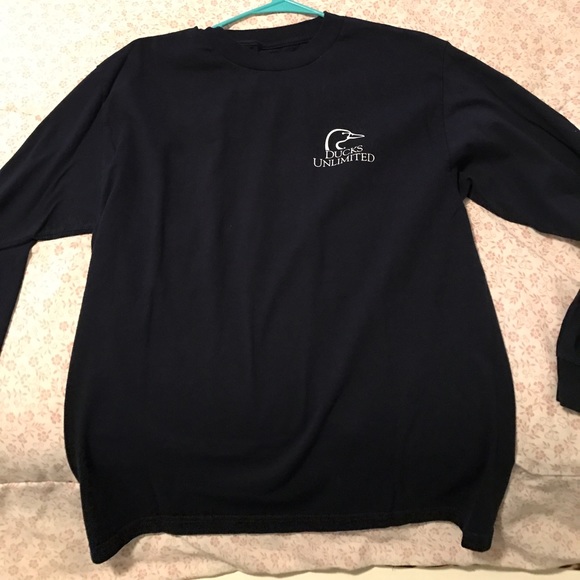 Ducks Unlimited Tops - 🦆 Black Ducks Unlimited long sleeve shirt