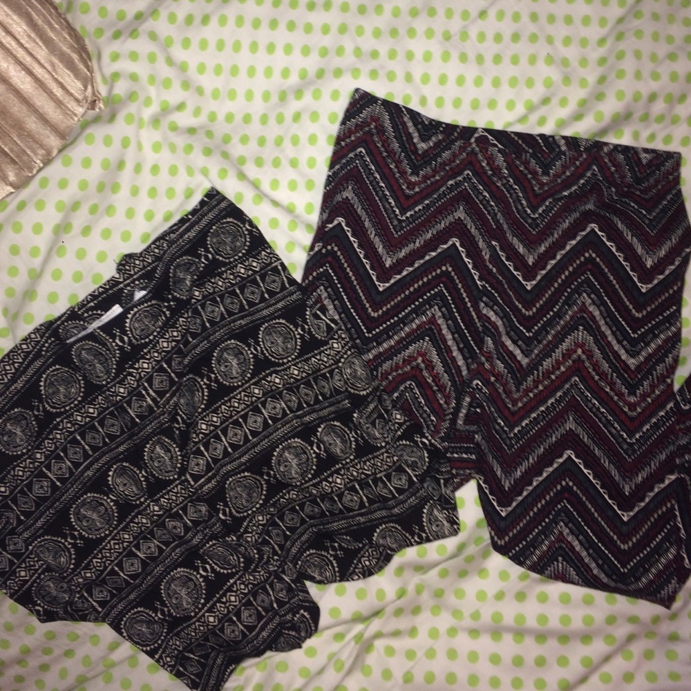 Printed leggings bundle NWOT
