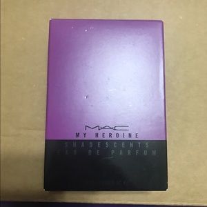 Mac Heroine Perfume