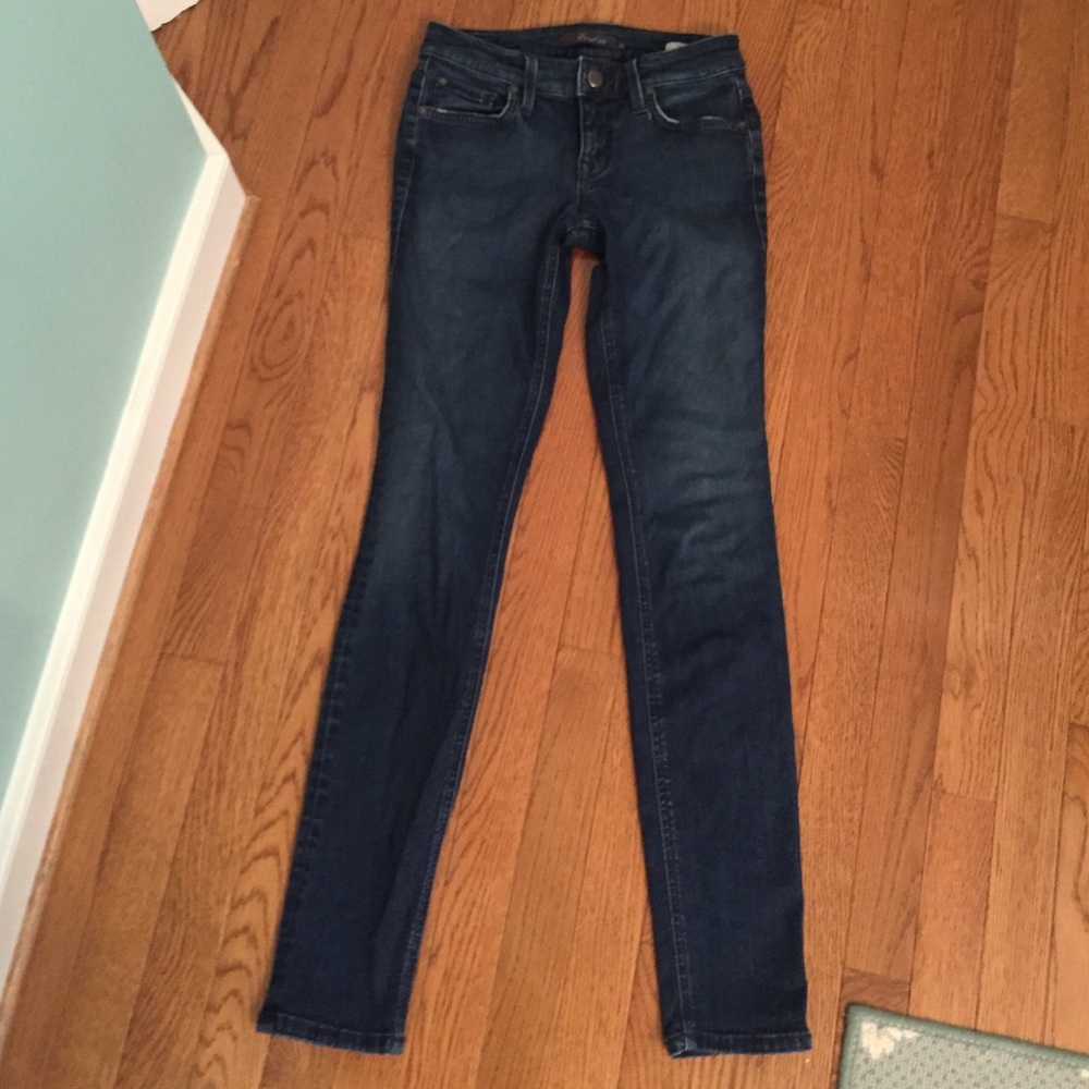 Level 99 Liza Skinny