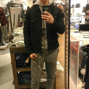 Meet your Posher, Alan