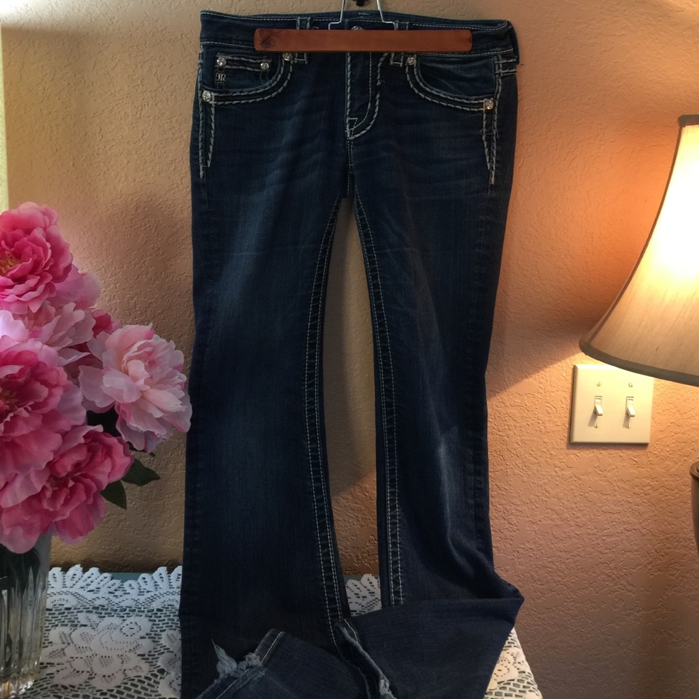 Miss Me Jeans Size 29. 32 inseam.