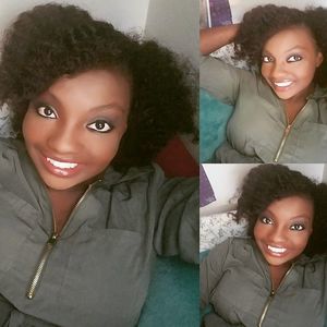 Meet your Posher, Elizabeth