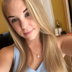 Meet your Posher, Tiffany