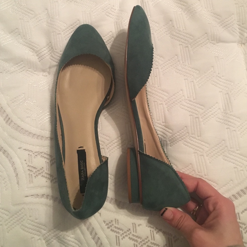 Zara basic collection Kelly Green flats