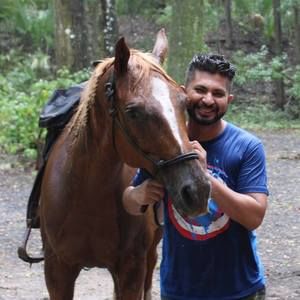 Meet your Posher, Anson