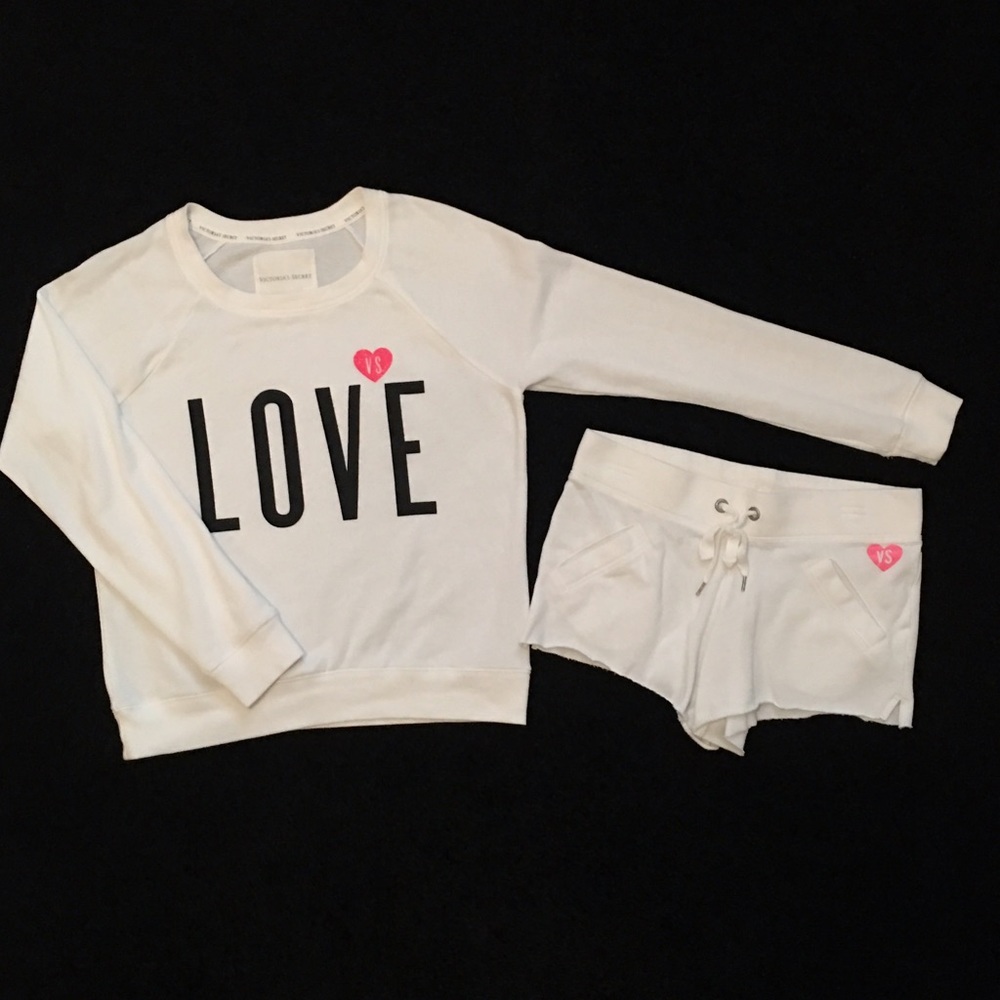 Sold White Victoria Secret/ Pink set