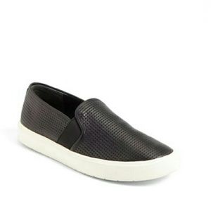 Vince blair slip on sneaker