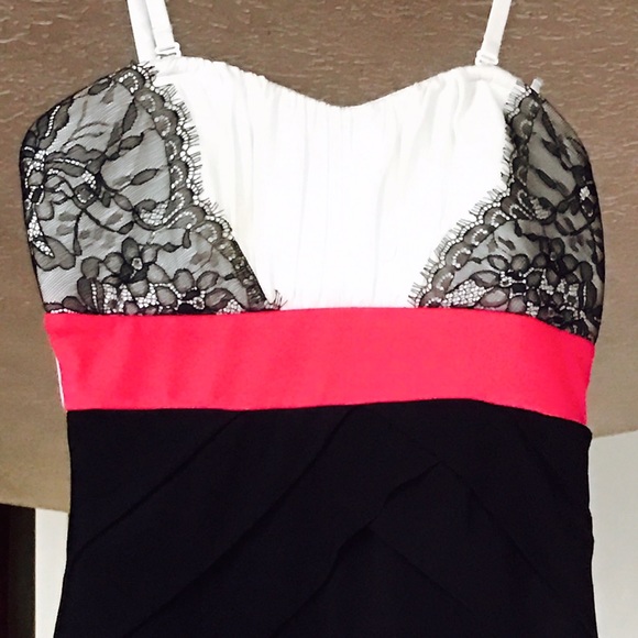 Party dress - Picture 1 of 4