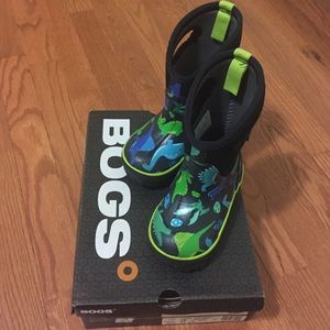 BOGS classic dinosaur boots toddler 7