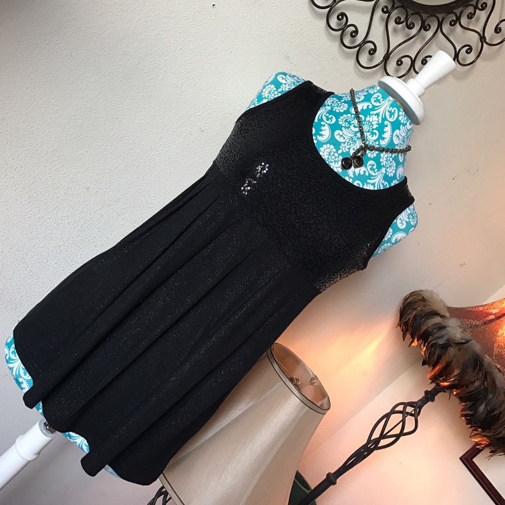 SOLD 213 Black Sequince Soft Cotton Pleated - Picture 2 of 4