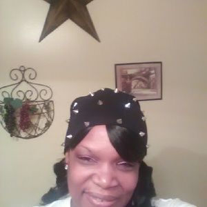 Meet your Posher, Dineyale