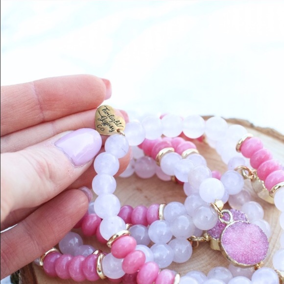 🌸HOST PICK🌸2.22.17 Aulora Druzy Bracelet - Picture 5 of 5