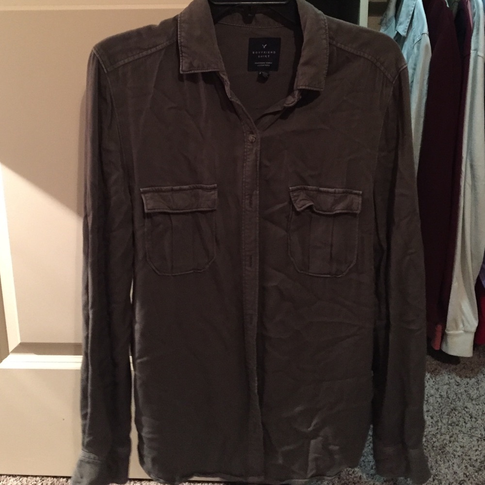 American Eagle Olive green boyfriend shirt