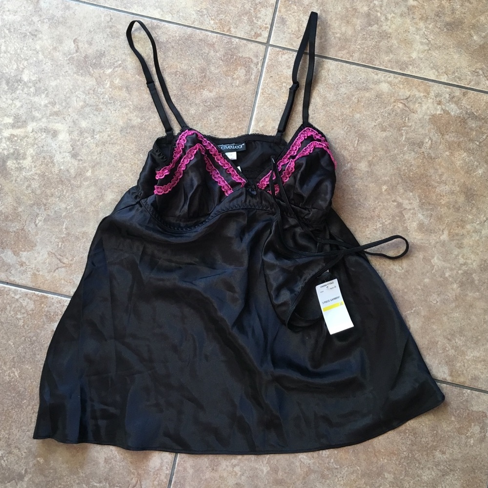 Black and pink negligee