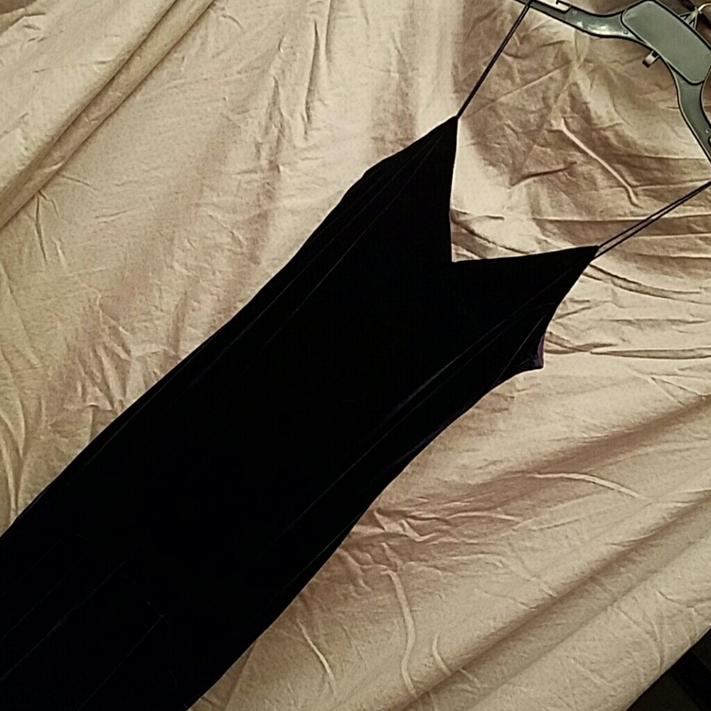 Blue velvet spaghetti straps dress