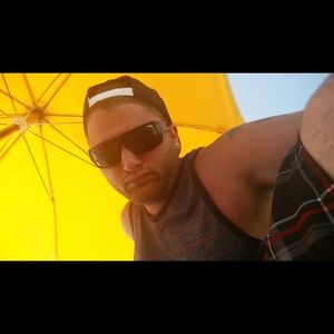 Meet your Posher, Joe