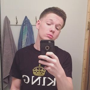 Meet your Posher, Dylan