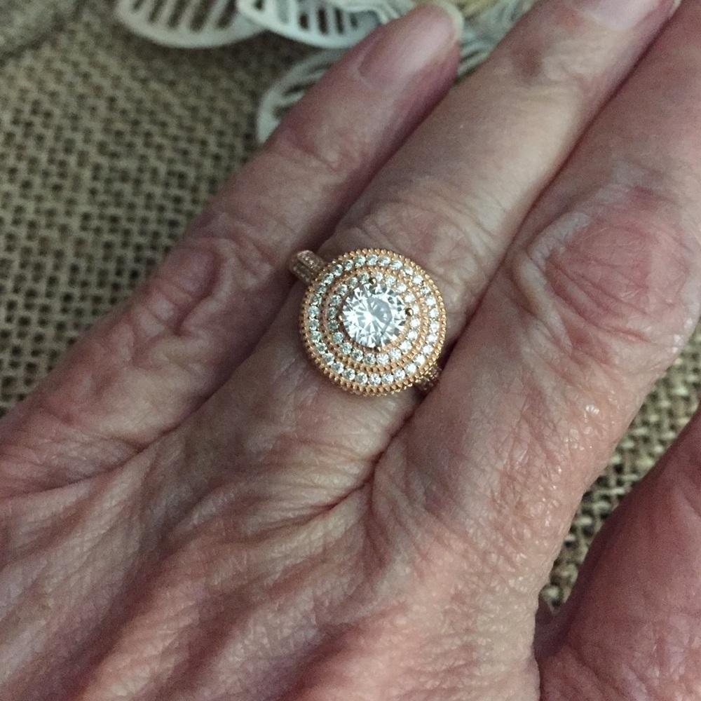 Sz 7 Simulated Diamond in Rose Gold Ring - Picture 2 of 4