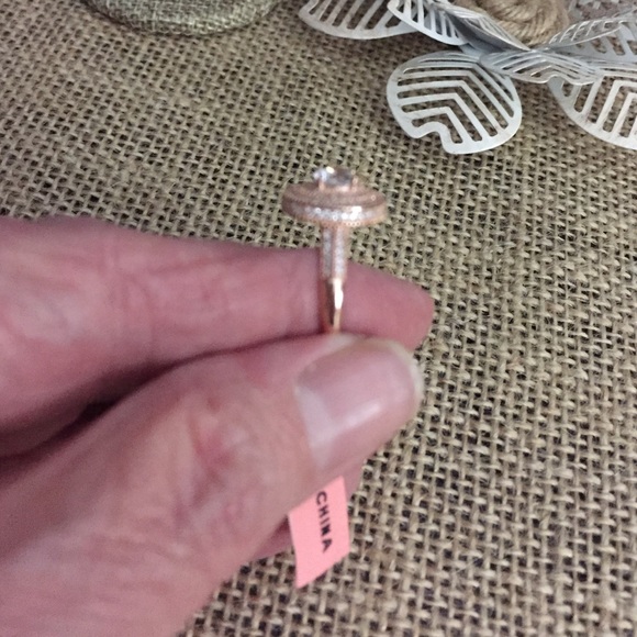 Sz 7 Simulated Diamond in Rose Gold Ring - Picture 4 of 4