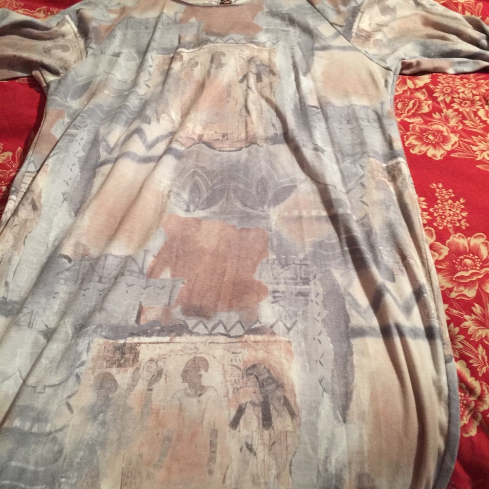 Vintage dress......., with a scarf?????