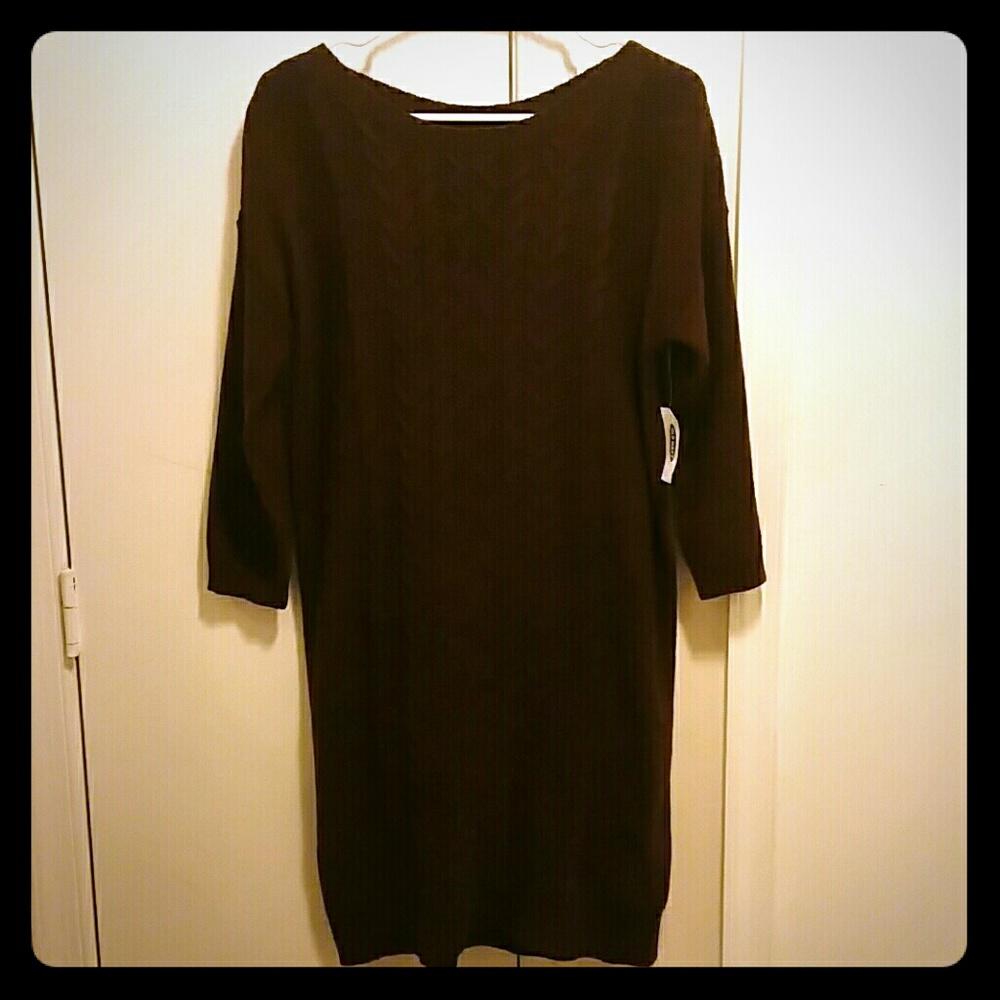 Maroon cable knit sweater dress, 3/4 sleeves