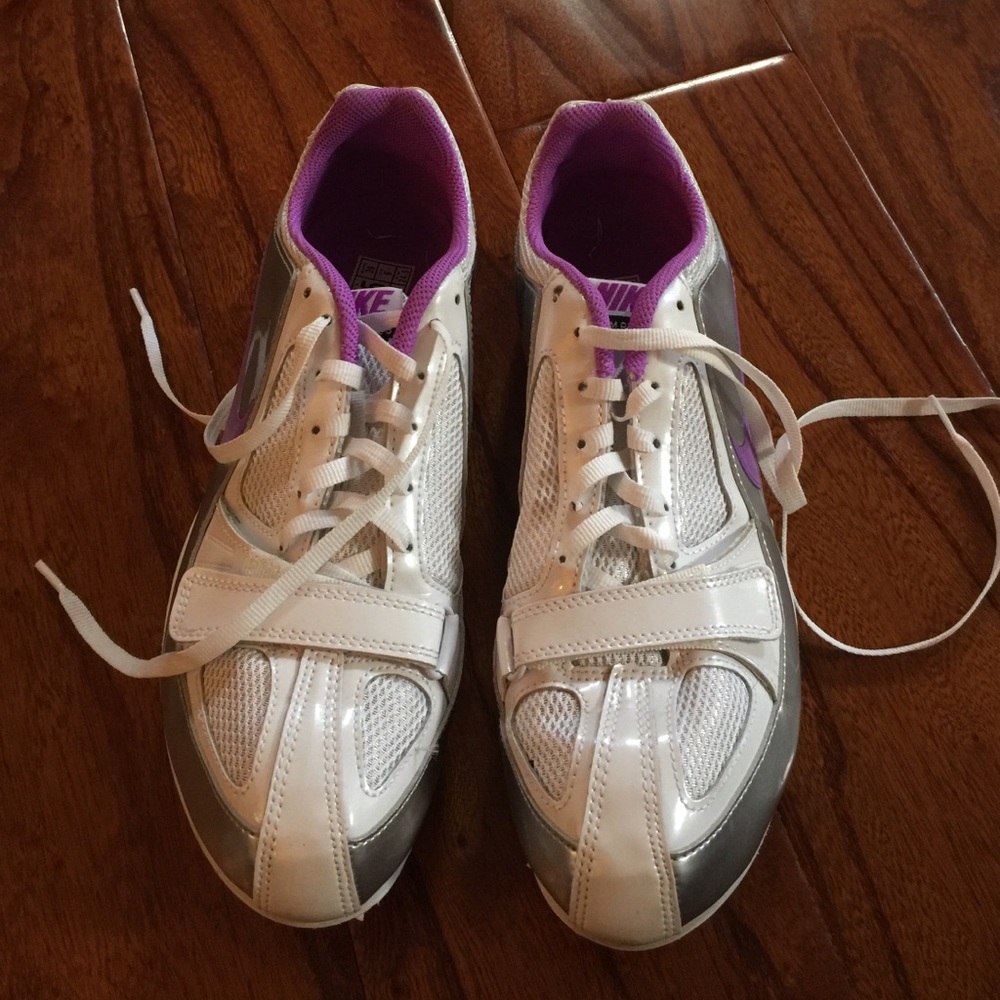 Woman track and field shoe