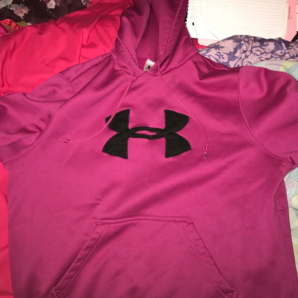 Under Armour hoodie size medium