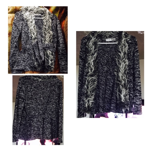 Sweater - Picture 4 of 4